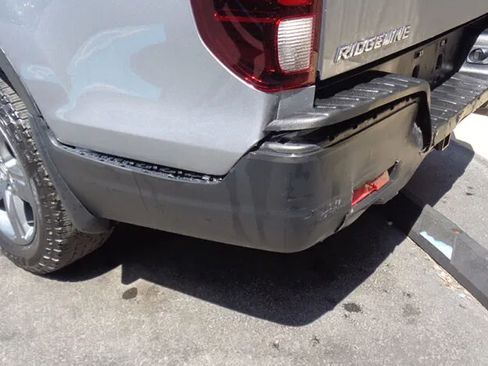 Used 2021 Honda Ridgeline RTL image 2