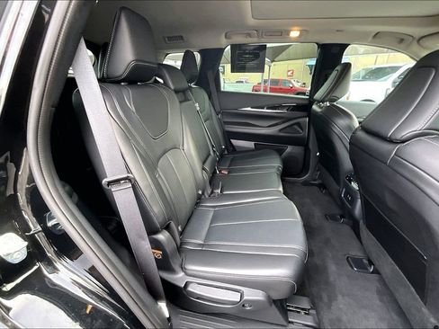 Certified 2025 INFINITI QX60 Pure image 40