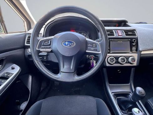 Used 2015 Subaru Crosstrek 2.0i Premium AWD/4WD image 5