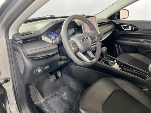 Used 2022 Jeep Compass Trailhawk w/ Sun and Sound Group image 9