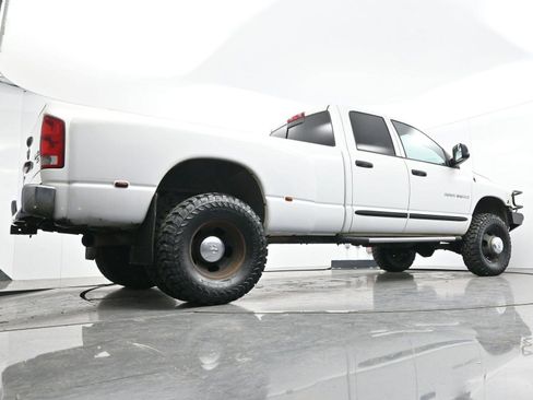 Used 2005 Dodge Ram 3500 Truck SLT image 42
