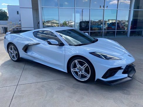 Used 2024 Chevrolet Corvette Stingray Coupe w/ 1LT RWD image 7