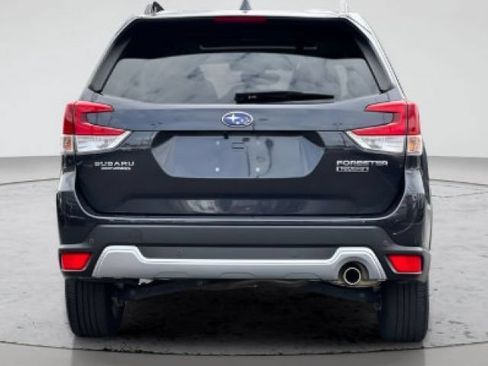 Used 2019 Subaru Forester Touring AWD/4WD image 14