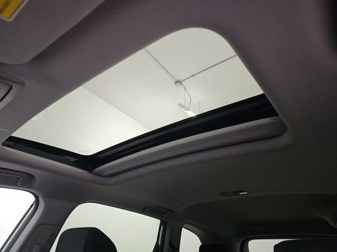 Used 2018 Honda CR-V EX image 27