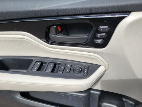 Used 2025 Honda Odyssey Touring image 23