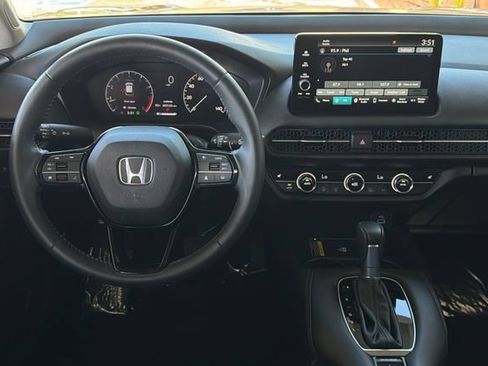 Certified 2024 Honda HR-V EX-L image 18