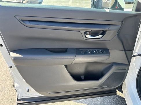 Certified 2023 Honda CR-V LX image 29