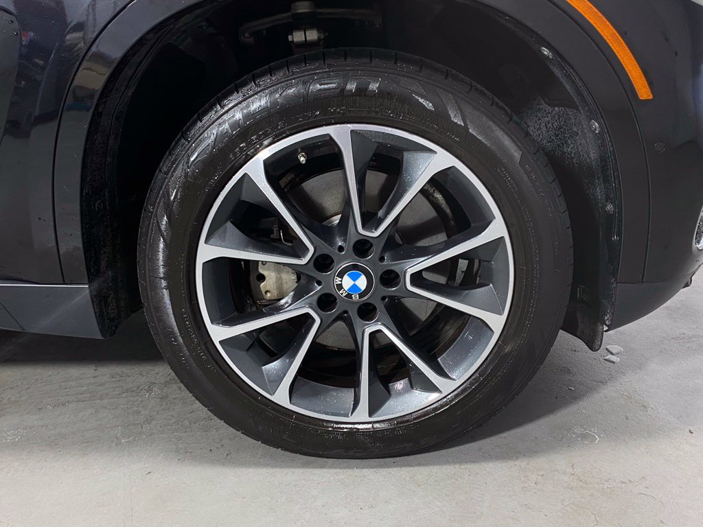 Used 2017 BMW X5 xDrive40e w/ Premium Package AWD/4WD image 12