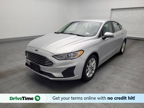 Used 2019 Ford Fusion SE FWD image 1