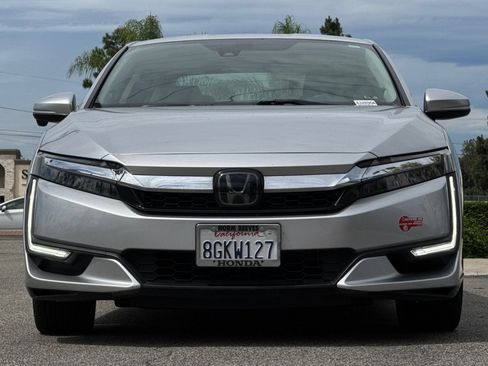 Used 2018 Honda Clarity Touring image 3