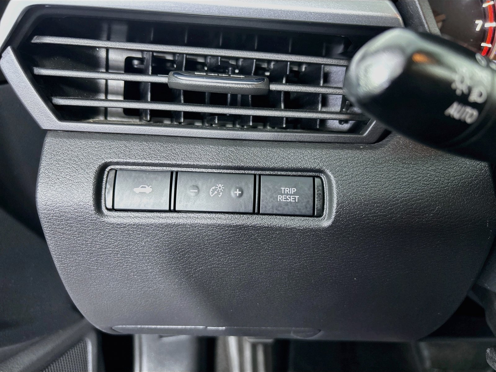 Used 2023 Nissan Altima 2.5 SV FWD image 10