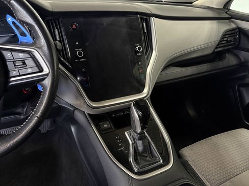 Used 2024 Subaru Outback Premium AWD/4WD image 19