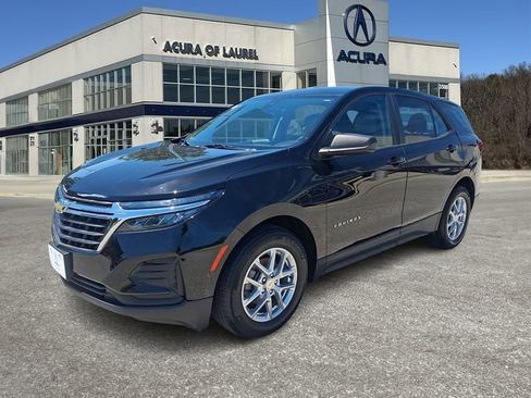 Used 2022 Chevrolet Equinox LS FWD image 3