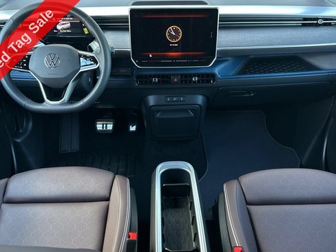 New 2025 Volkswagen ID. Buzz Pro S RWD image 11