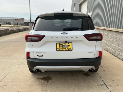 Used 2023 Ford Escape Active AWD/4WD image 5
