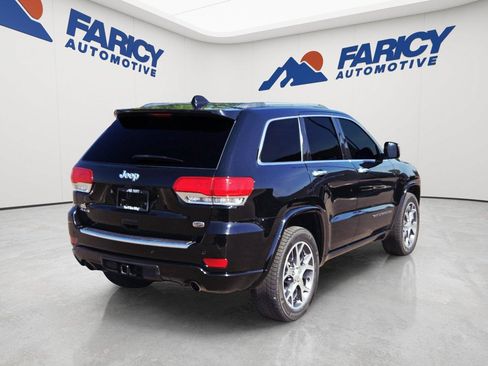 Used 2019 Jeep Grand Cherokee Overland AWD/4WD image 5