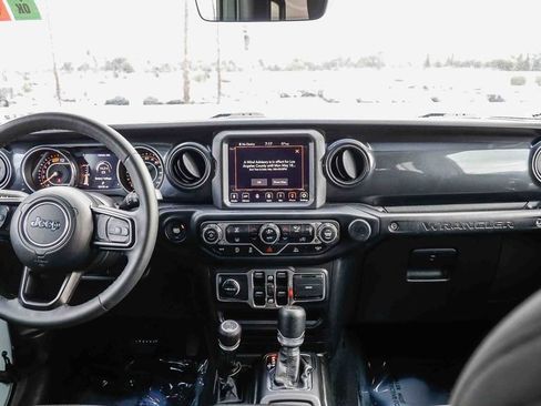 Used 2023 Jeep Wrangler Unlimited Sport AWD/4WD image 15