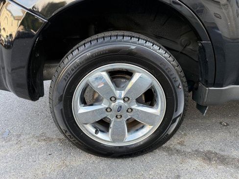 Used 2010 Ford Escape Limited AWD/4WD image 23
