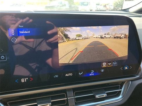 New 2026 Chevrolet Equinox EV LT image 13