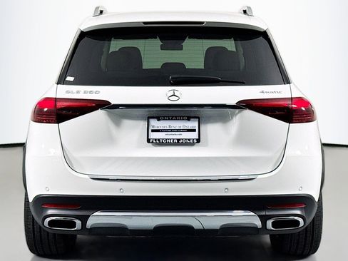 Certified 2025 Mercedes-Benz GLE 350 4MATIC image 4