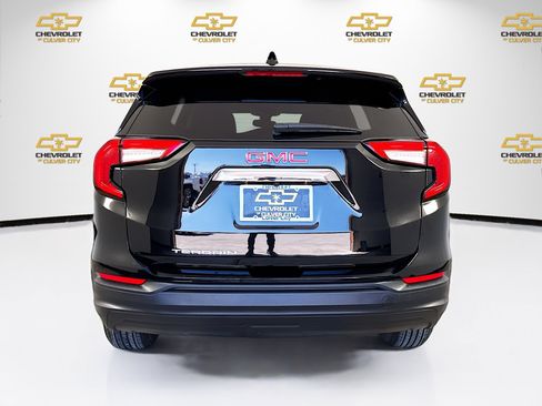 Used 2023 GMC Terrain SLE FWD image 7