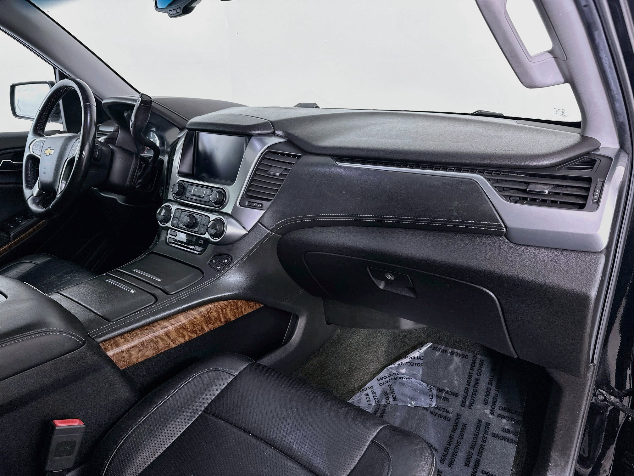 Used 2018 Chevrolet Tahoe Premier AWD/4WD image 32