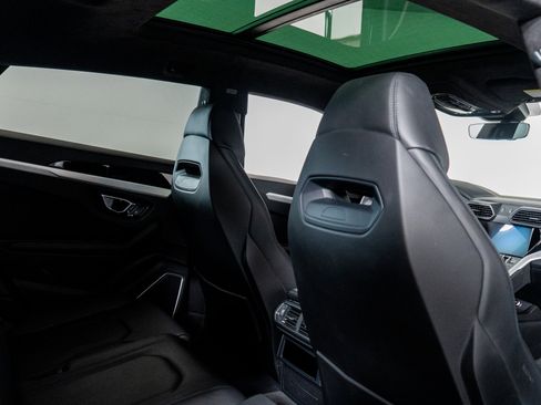 Used 2021 Lamborghini Urus image 52