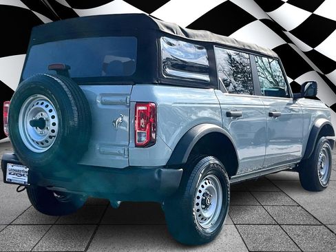Certified 2022 Ford Bronco 4-Door image 2