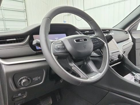 New 2026 Jeep Grand Cherokee Laredo X RWD image 19