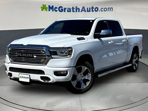 Used 2023 RAM 1500 Laramie AWD/4WD image 3