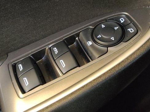 Used 2023 Chevrolet Malibu LT FWD image 27