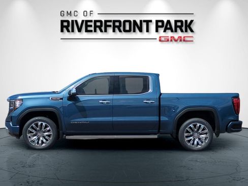 Used 2026 GMC Sierra 1500 Denali w/ Denali Reserve Package AWD/4WD image 7