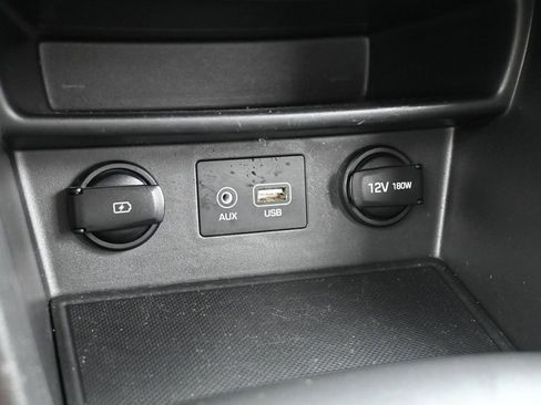 Used 2021 Hyundai Kona SE image 23