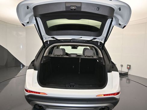 Used 2022 Lincoln Corsair Reserve w/ Elements Package FWD image 24