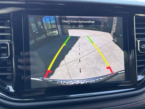 Used 2024 Dodge Durango GT RWD image 20