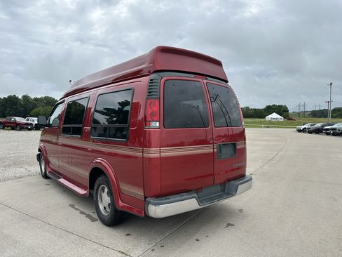 Used 1998 Chevrolet Express 1500 RWD image 5