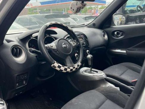 Used 2013 Nissan Juke SV AWD/4WD image 2