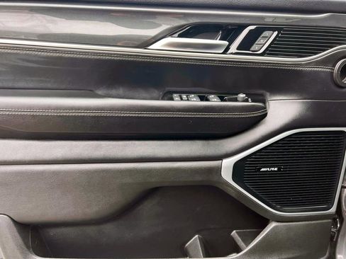 Used 2022 Jeep Wagoneer Series I w/ Convenience Group I image 16