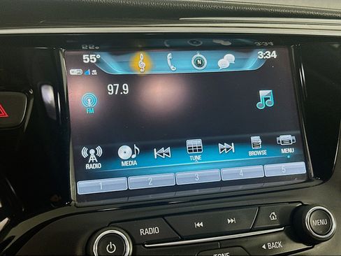 Used 2020 Buick Envision Essence image 19