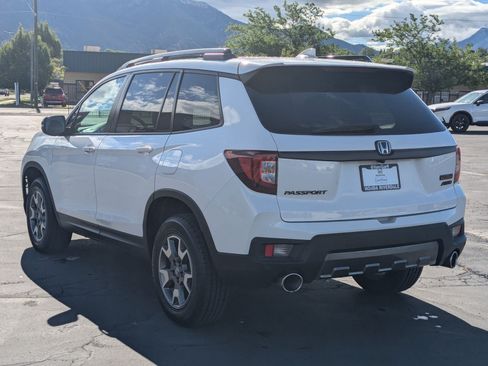 Used 2023 Honda Passport TrailSport image 8