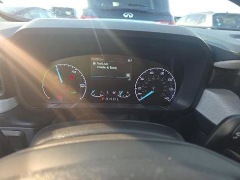 Used 2022 Ford Maverick XLT image 12