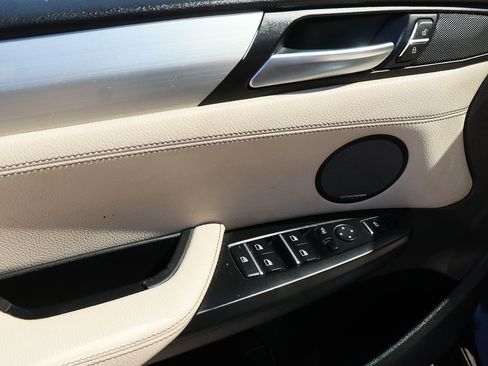 Used 2018 BMW X4 M40i image 38