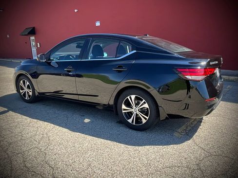 Used 2020 Nissan Sentra SV image 3