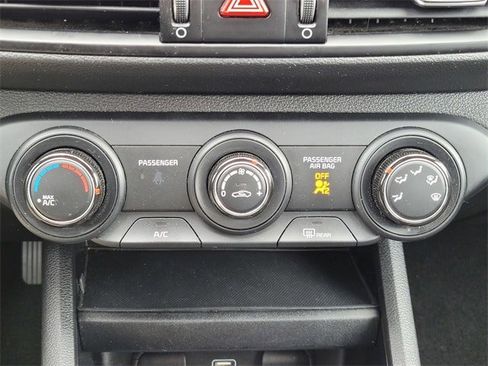 Used 2023 Kia Forte LXS image 19