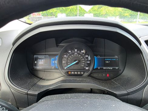 Used 2024 Ford Edge SE AWD/4WD image 17