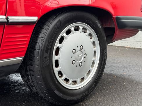 Used 1989 Mercedes-Benz 560 SL image 27
