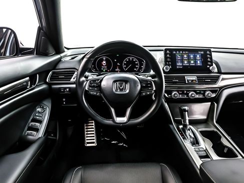 Used 2022 Honda Accord Sport image 5