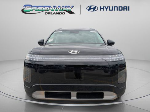 Certified 2026 Hyundai Ioniq 9 SE AWD/4WD image 3