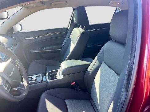 Used 2023 Chrysler 300 Touring w/ Safetytec Plus Group RWD image 20