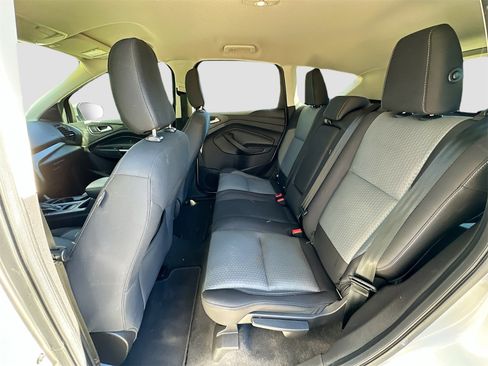 Used 2018 Ford Escape SE image 23